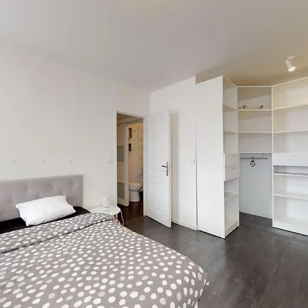 Holiday home Maison Familiale En Pierre A 10 Min De Bordeaux