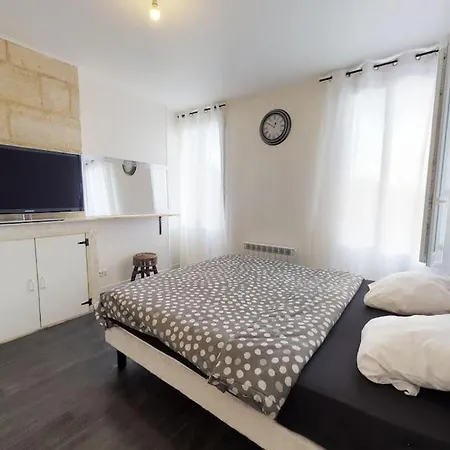 Holiday home Maison Familiale En Pierre A 10 Min De Bordeaux *