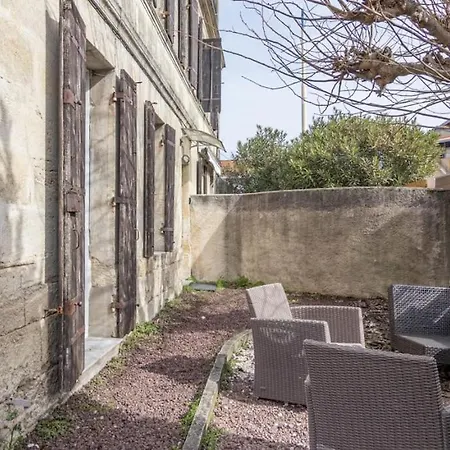 Holiday home Maison Familiale En Pierre A 10 Min De Bordeaux Bassens (Gironde)
